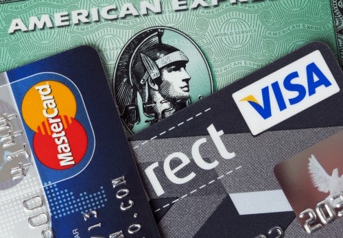 クレジットカードは未成年でも作成可能？